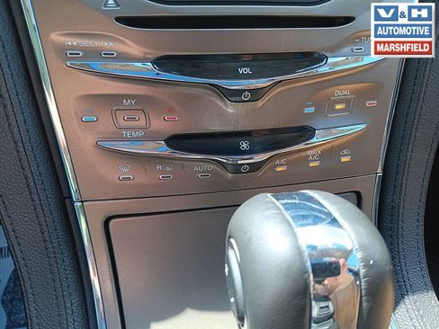 Used 2011 Lincoln MKX AWD w/ 102A Rapid Spec Order Code image 12