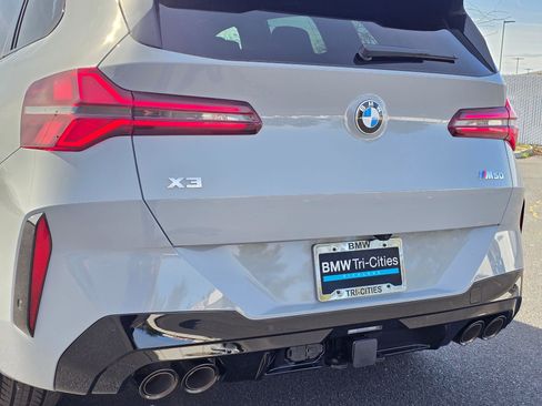 New 2026 BMW X3 M50 w/ Premium Package image 7