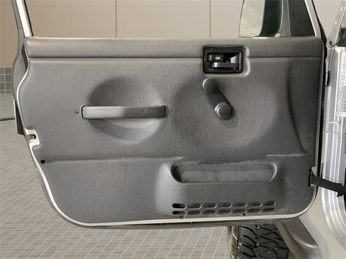 Used 2004 Jeep Wrangler Unlimited image 18