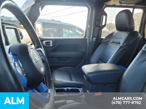 Used 2020 Jeep Gladiator Overland image 6