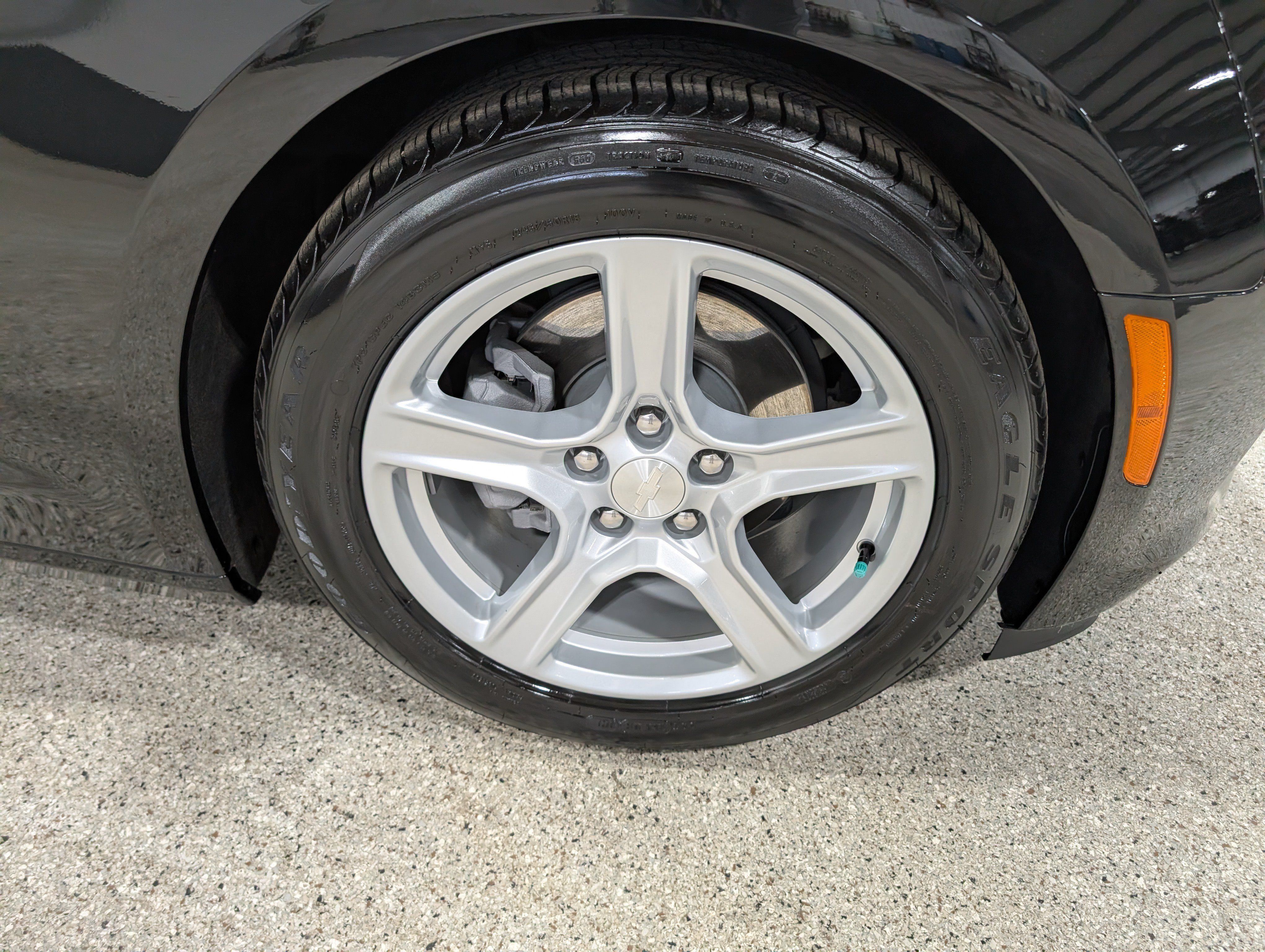 Used 2024 Chevrolet Camaro LT RWD image 12