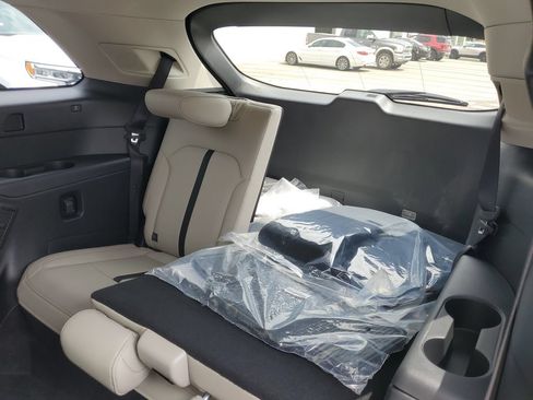 New 2026 MAZDA CX-90 Plug-In Hybrid w/Premium Sport AWD/4WD image 17