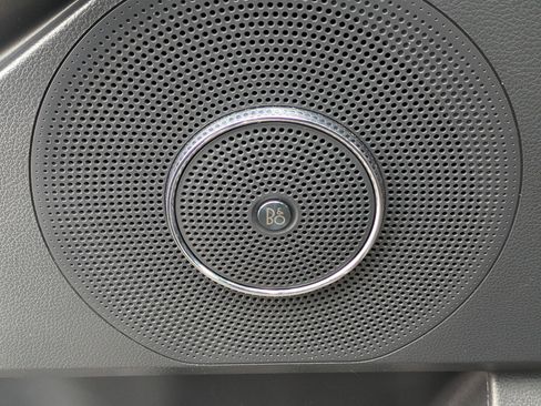 Used 2022 Ford Expedition Limited image 22