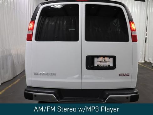 Used 2025 GMC Savana 3500 LT w/ LT Preferred Equipment Group RWD image 4