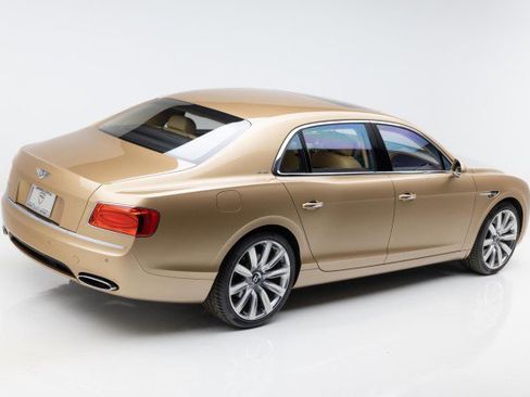 Used 2015 Bentley Flying Spur W12 image 3