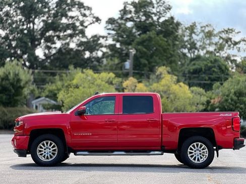 Used 2017 Chevrolet Silverado 1500 LT w/ All Star Edition AWD/4WD image 8