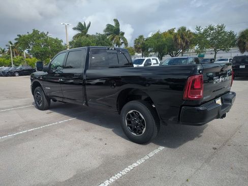 New 2026 RAM 3500 Laramie AWD/4WD image 7