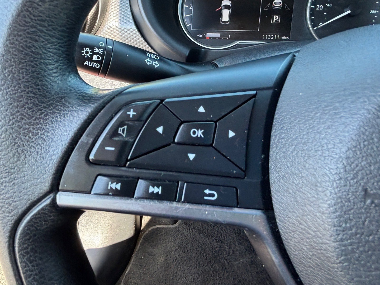 Used 2019 Nissan Kicks SV FWD image 21