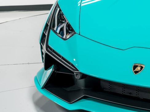 Used 2023 Lamborghini Huracan Tecnica image 41