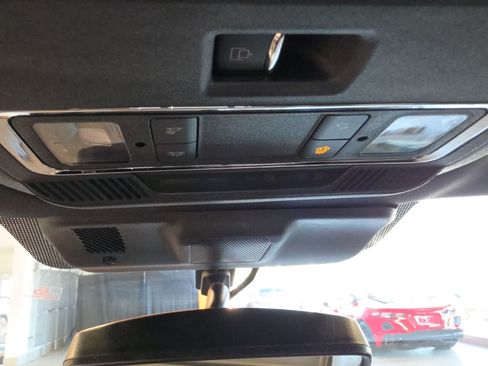 Certified 2022 Ford F150 Lariat AWD/4WD image 32