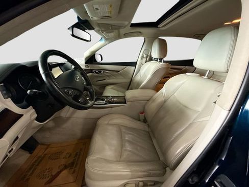 Used 2015 INFINITI Q70 L 3.7 w/ Deluxe Touring Package AWD/4WD image 22