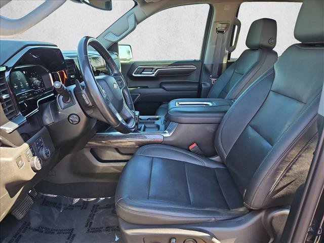 Used 2022 Chevrolet Silverado 1500 LTZ AWD/4WD image 22