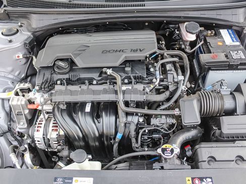 Certified 2023 Hyundai Elantra SEL w/ Convenience Package image 37