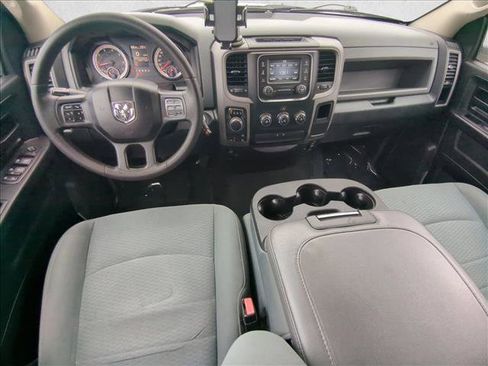 Used 2017 RAM 1500 Express image 16