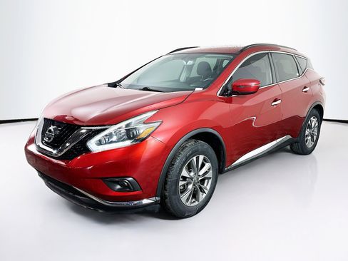 Used 2018 Nissan Murano SV image 3