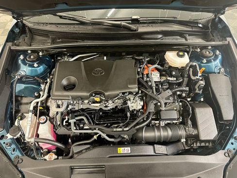 Used 2025 Toyota Camry SE FWD image 33