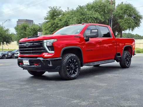 Used 2025 Chevrolet Silverado 2500 LT w/ Trail Boss Package AWD/4WD image 1