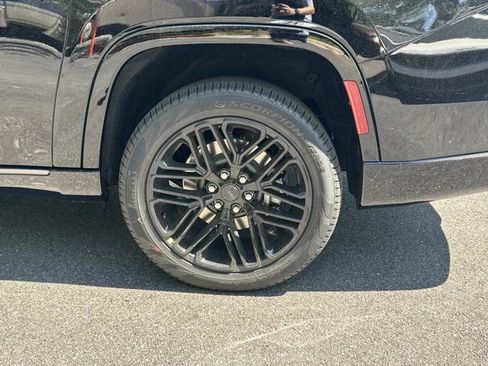 New 2026 Jeep Grand Wagoneer L Limited image 21