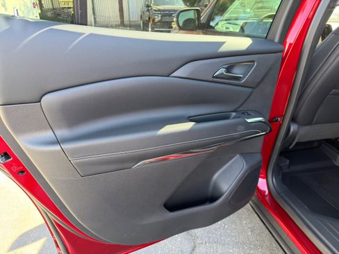 New 2026 Chevrolet Traverse LT w/ Driver Confidence Package image 19