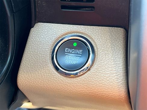 Used 2021 Ford F250 Lariat w/ Lariat Ultimate Package image 36