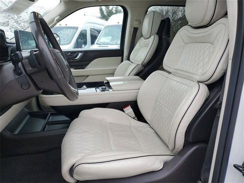 Used 2023 Lincoln Navigator L Black Label image 24