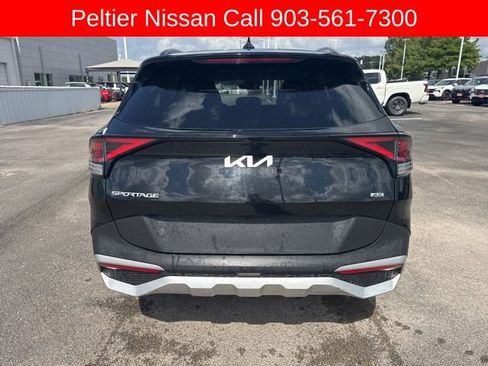 Used 2025 Kia Sportage EX w/ Premium Package AWD/4WD image 4