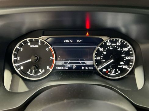 Used 2023 Nissan Rogue SV AWD/4WD image 11