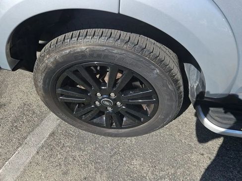 Used 2016 Land Rover LR4 HSE Silver Edition image 10