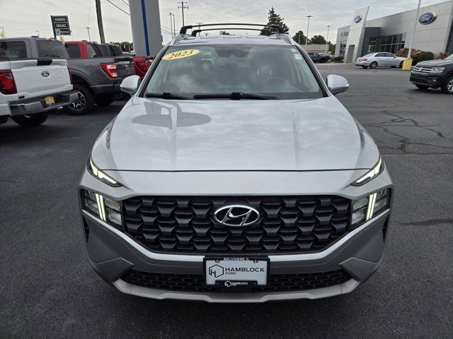 Used 2023 Hyundai Santa Fe SEL AWD/4WD image 3