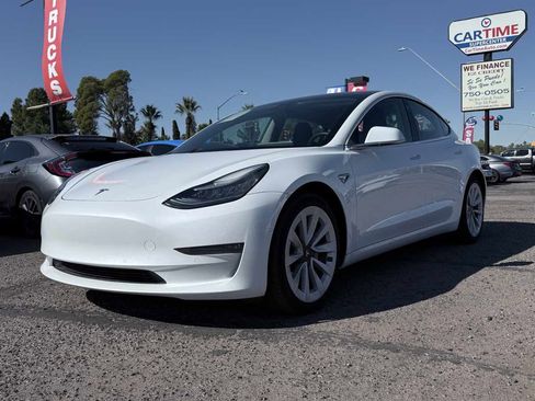 Used 2020 Tesla Model 3 Long Range image 4