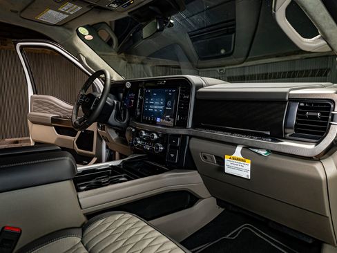 Used 2026 Ford F350 Platinum w/ Platinum Plus Package image 20