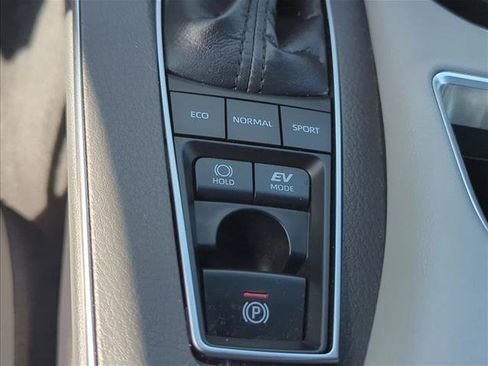Used 2019 Toyota Avalon Limited w/ All Weather Liner Package FWD image 27