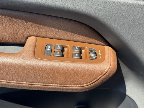 Used 2022 Volvo XC60 B5 Momentum w/ Advanced Package image 21