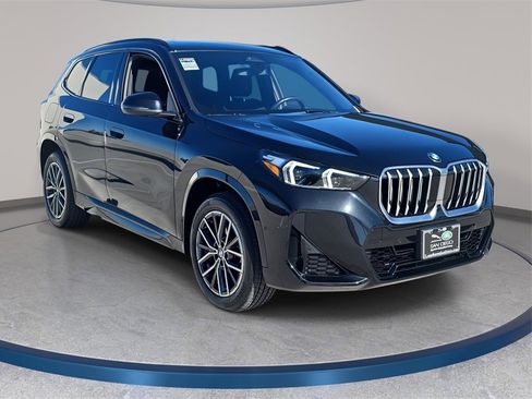 Used 2025 BMW X1 xDrive28i image 4