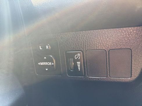 Used 2016 Toyota RAV4 XLE FWD image 15