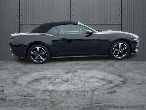 Used 2024 Ford Mustang Premium RWD image 8