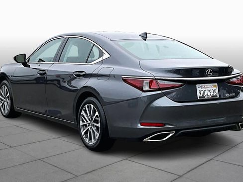 Used 2022 Lexus ES 350 image 11