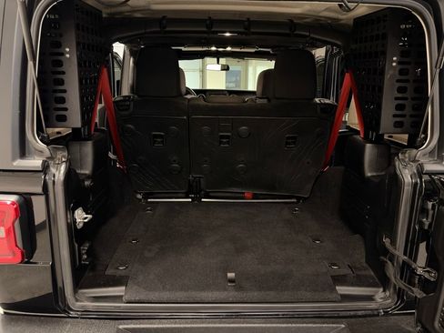 Used 2020 Jeep Wrangler Unlimited Rubicon w/ Quick Order Package 28Y Recon AWD/4WD image 20