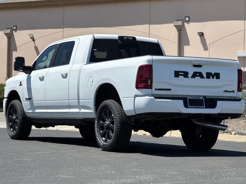 New 2026 RAM 2500 Laramie AWD/4WD image 5