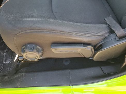 Used 2021 Jeep Gladiator Willys image 14