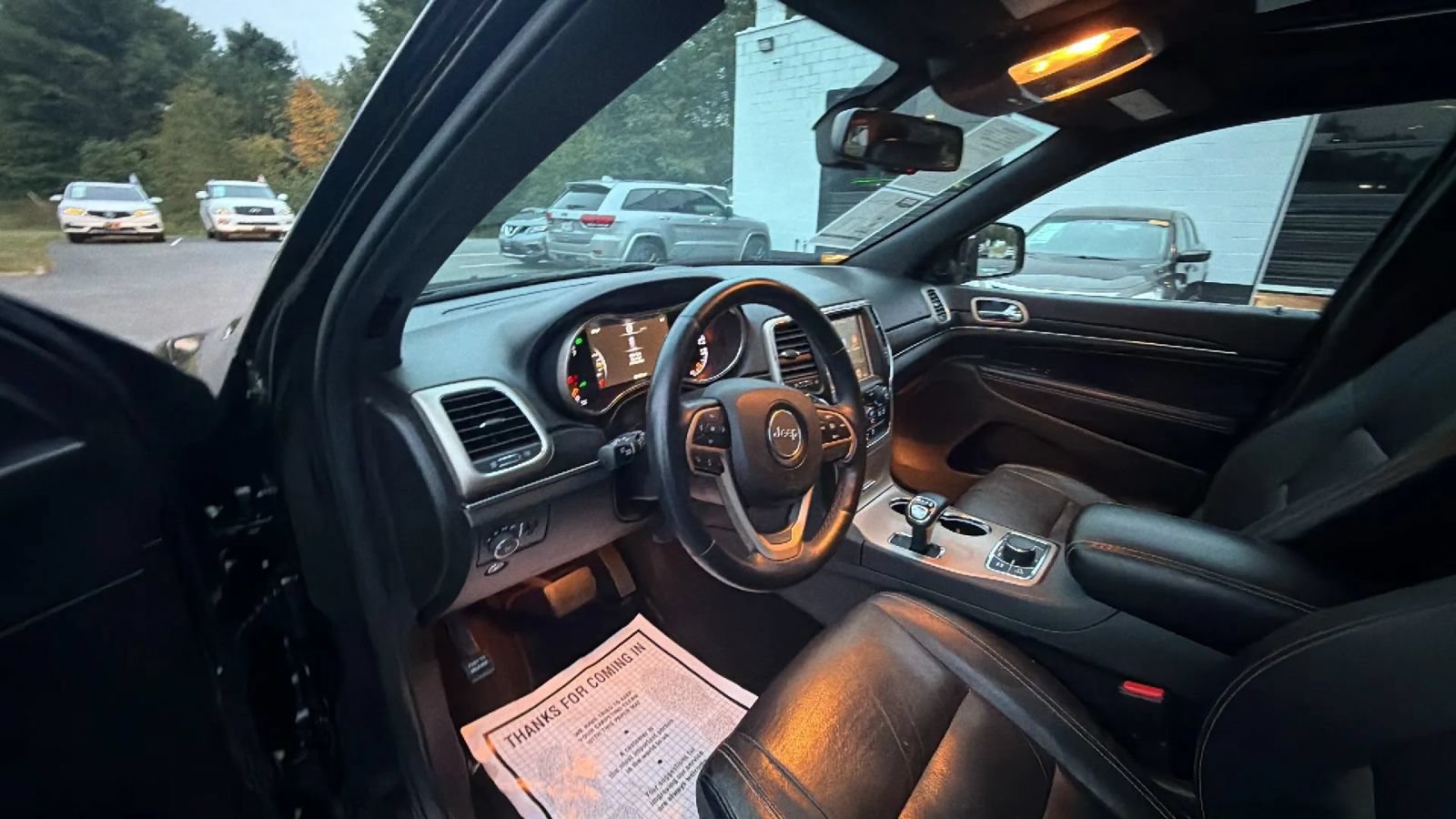 Used 2014 Jeep Grand Cherokee Limited AWD/4WD image 19