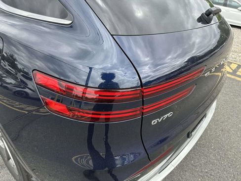 New 2026 Genesis GV70 2.5T Advanced AWD/4WD image 8