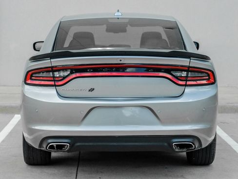 Used 2018 Dodge Charger GT AWD/4WD image 14