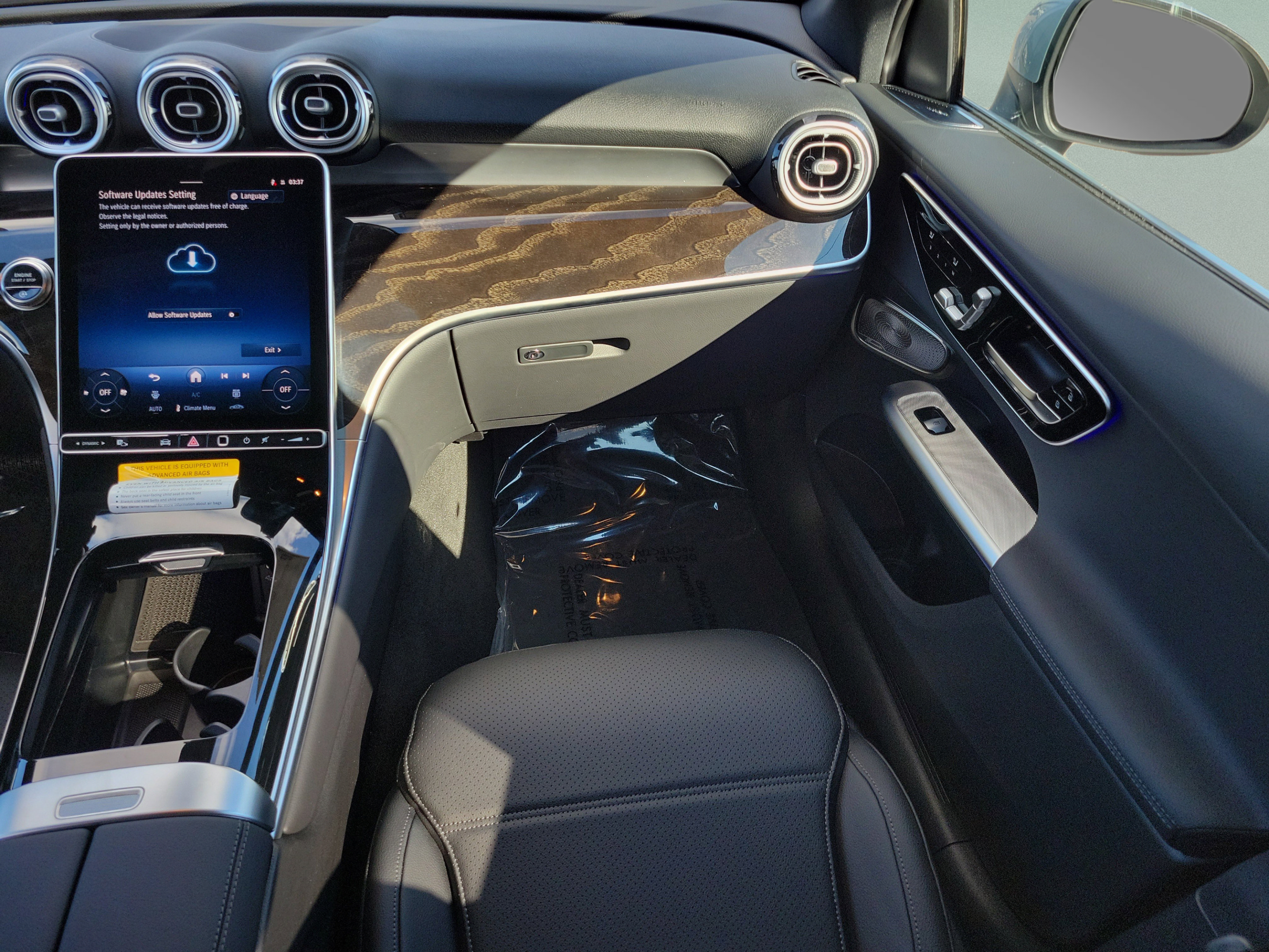 Certified 2026 Mercedes-Benz GLC 300 image 14