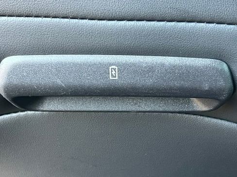 Used 2025 Ford Expedition Max Platinum image 40