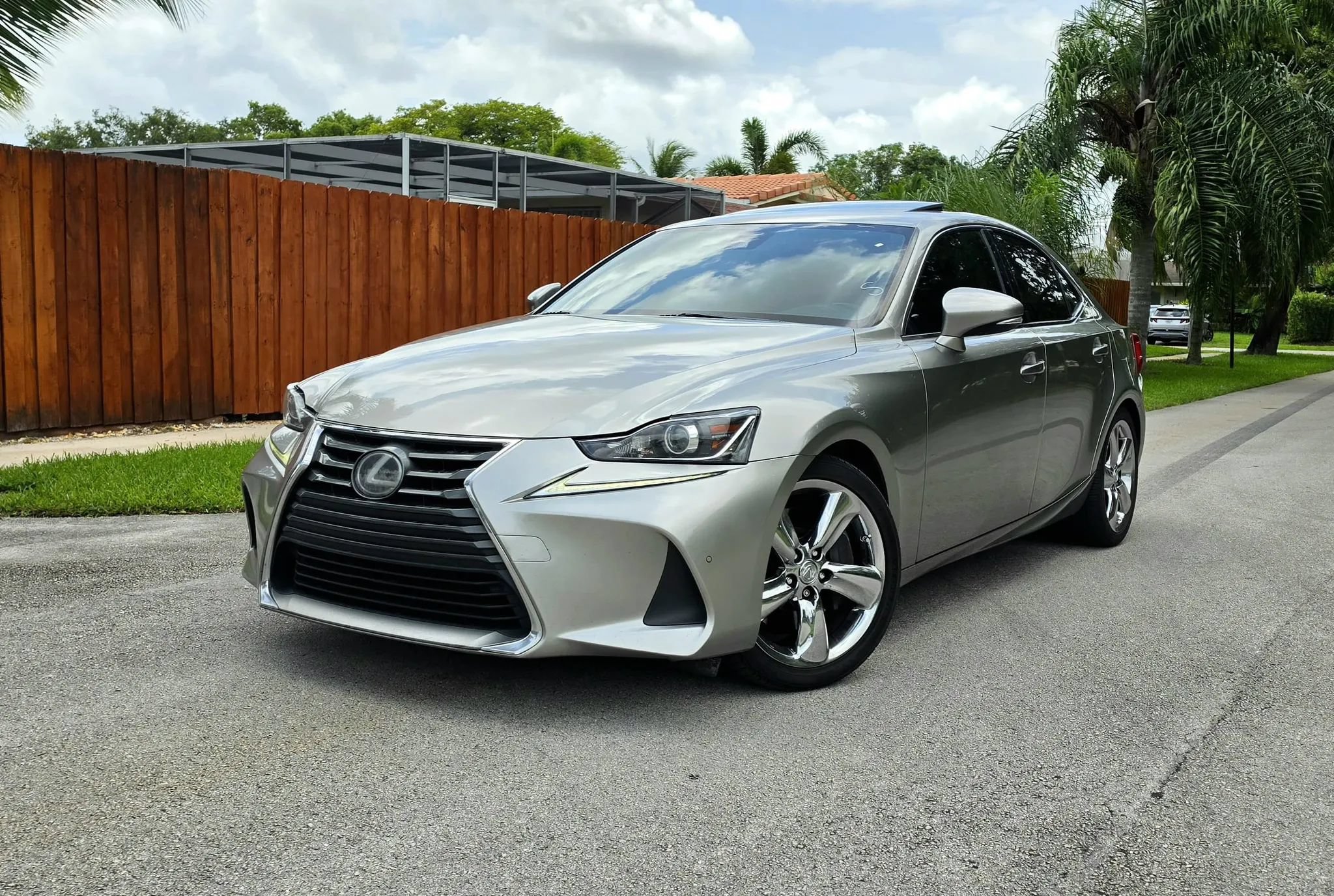Used 2018 Lexus IS 300 w/ Premium Package RWD image 3