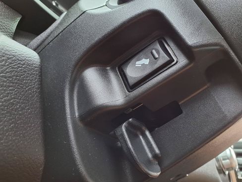 Used 2023 RAM 2500 Laramie AWD/4WD image 18