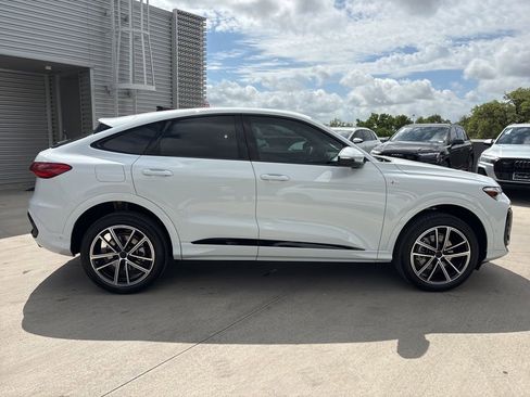 New 2026 Audi Q5 Premium Plus AWD/4WD image 4