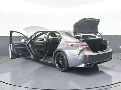 Used 2021 Toyota Camry XSE image 73