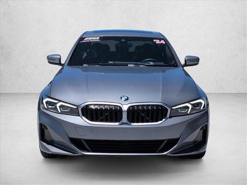 Used 2024 BMW 330i Sedan w/ Convenience Package RWD image 2